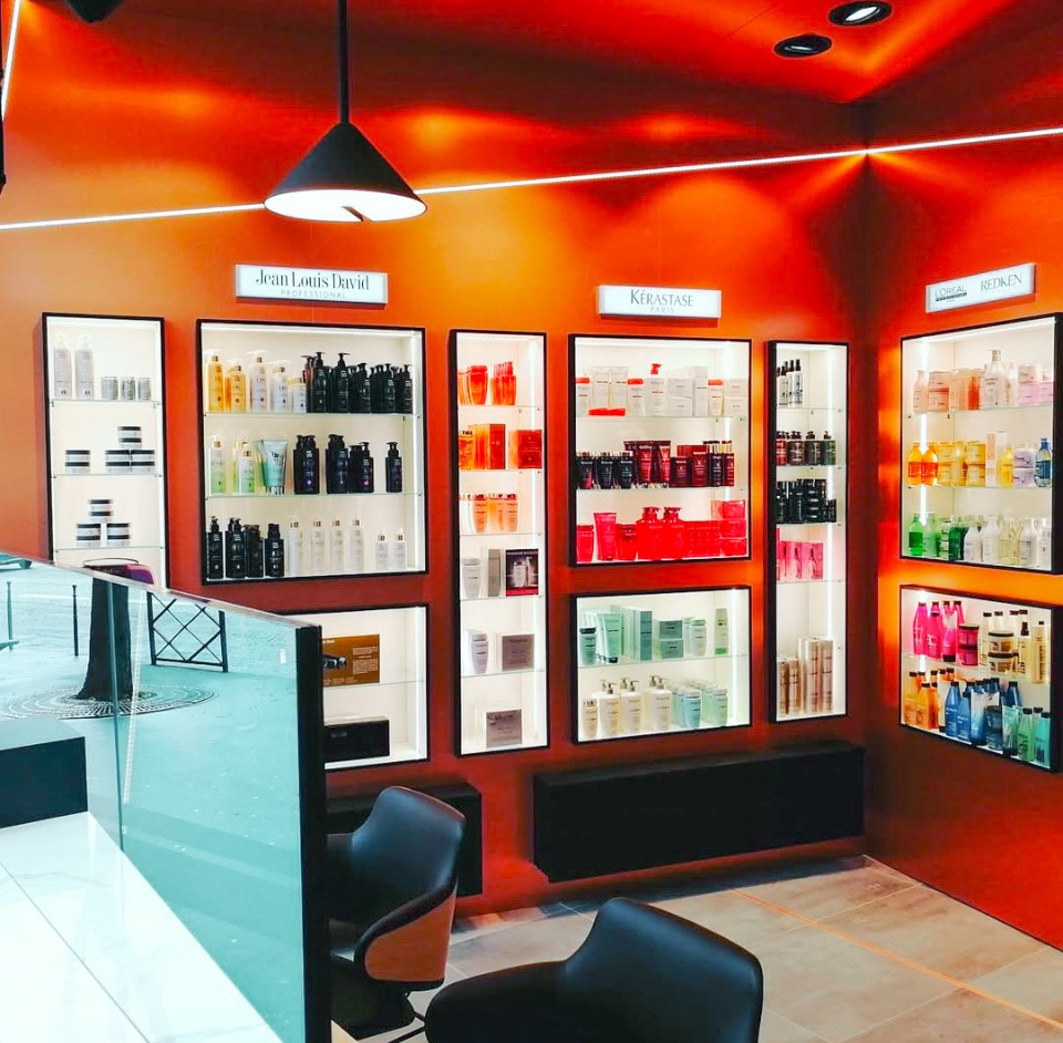 Retail de Chaînes de Salons de Coiffure