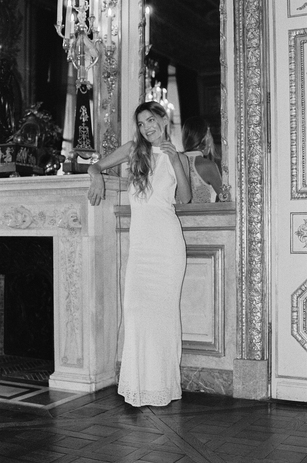 elopement photo session in Paris on black and white film by wedding photographer Anya Parsley