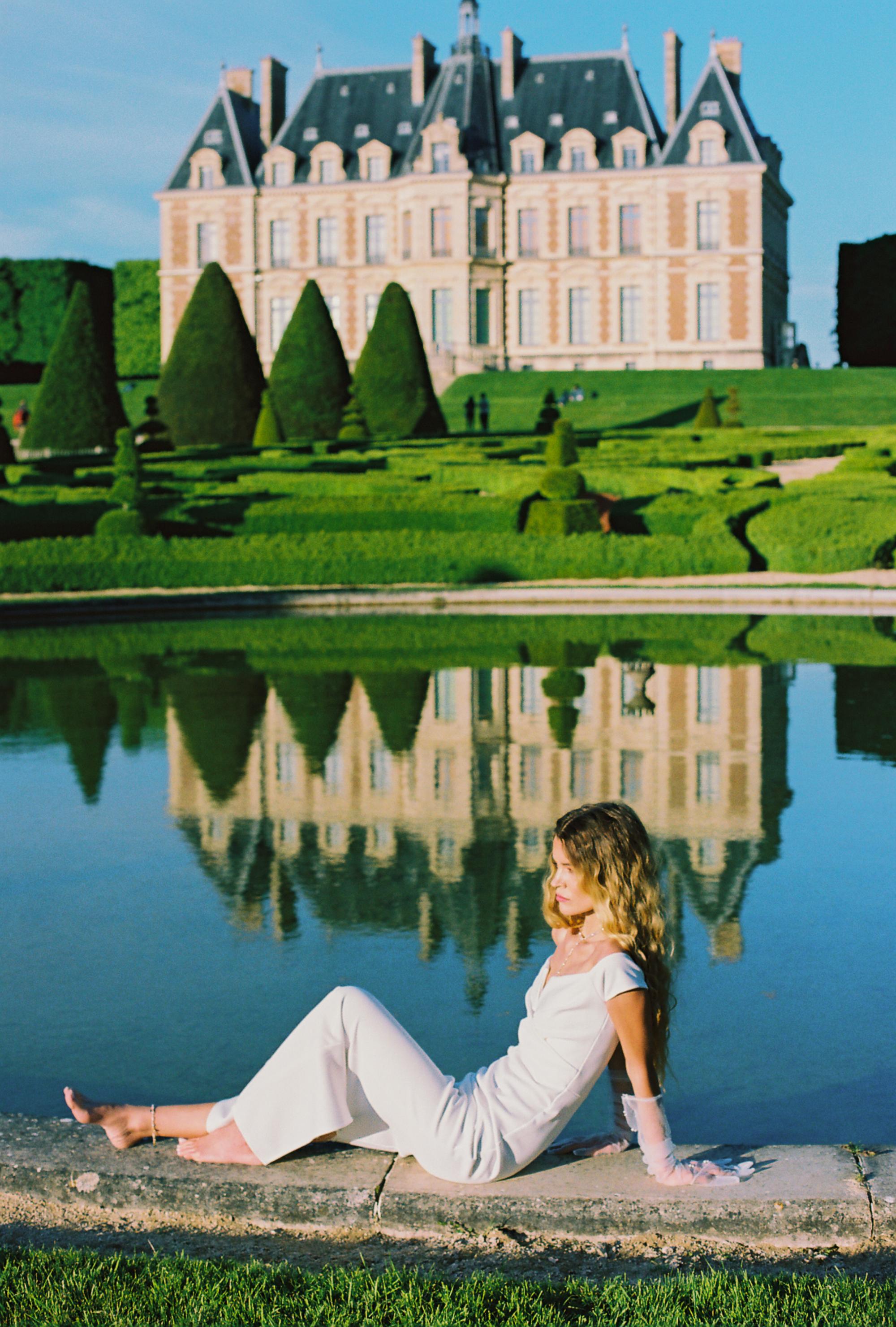 bridal editorial photoshoot in Paris with high-end fashion photographer