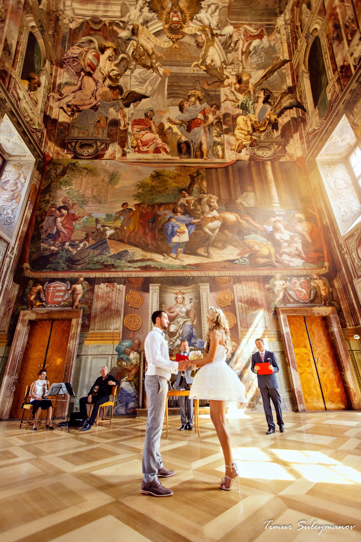 Wedding in the Troja palace