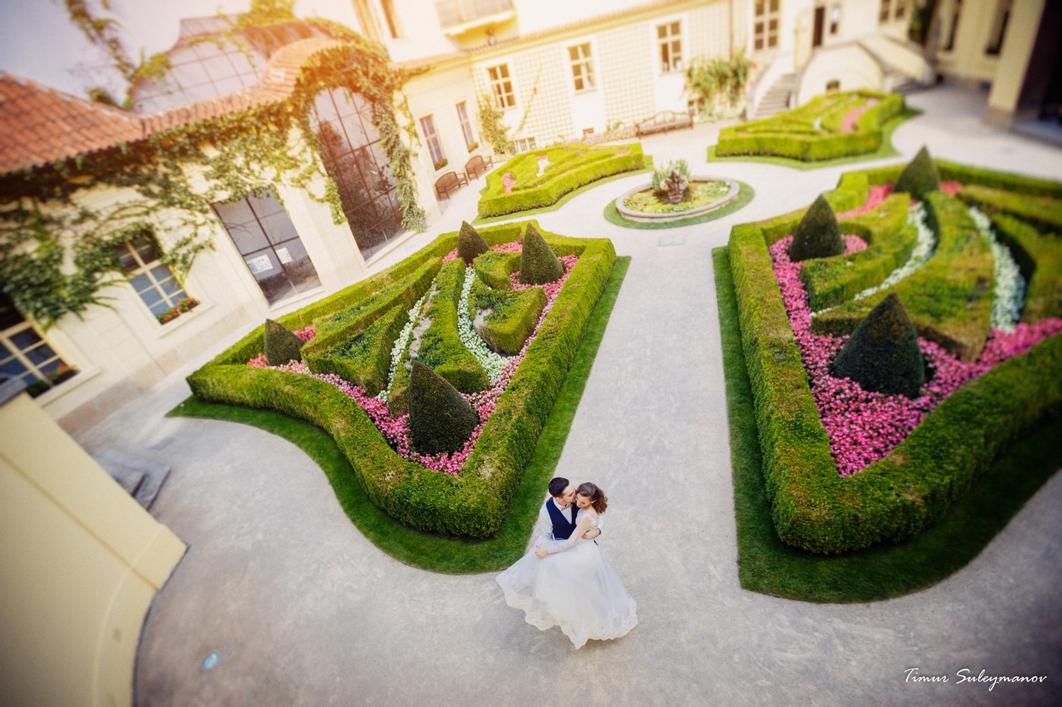 Wedding in the Vrtbovska Garden