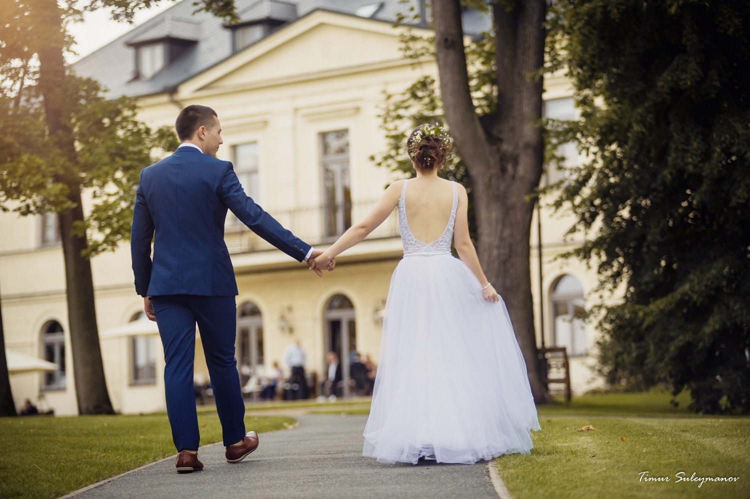 Wedding in the Chateau Mcely