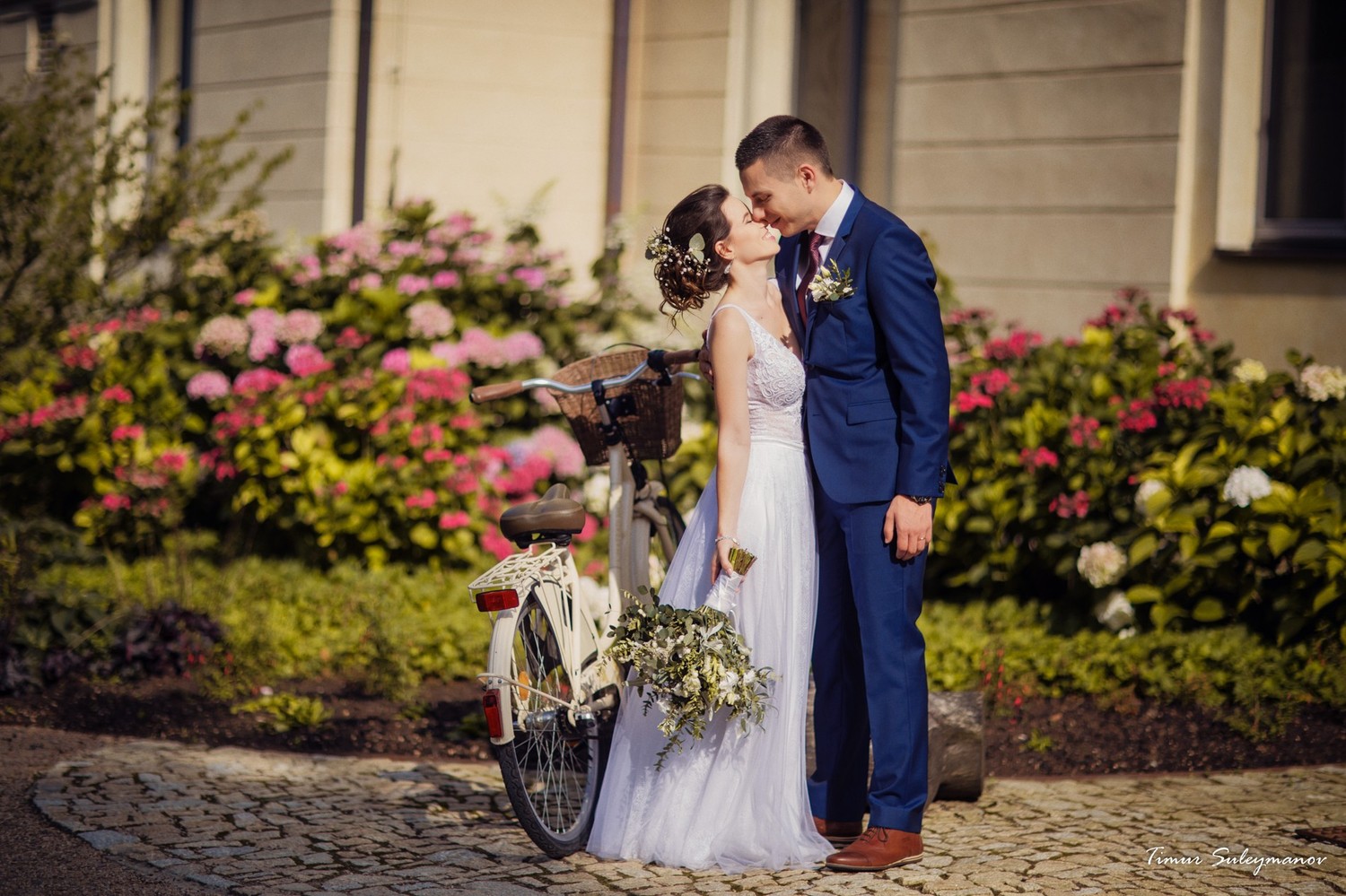 Wedding in the Chateau Mcely