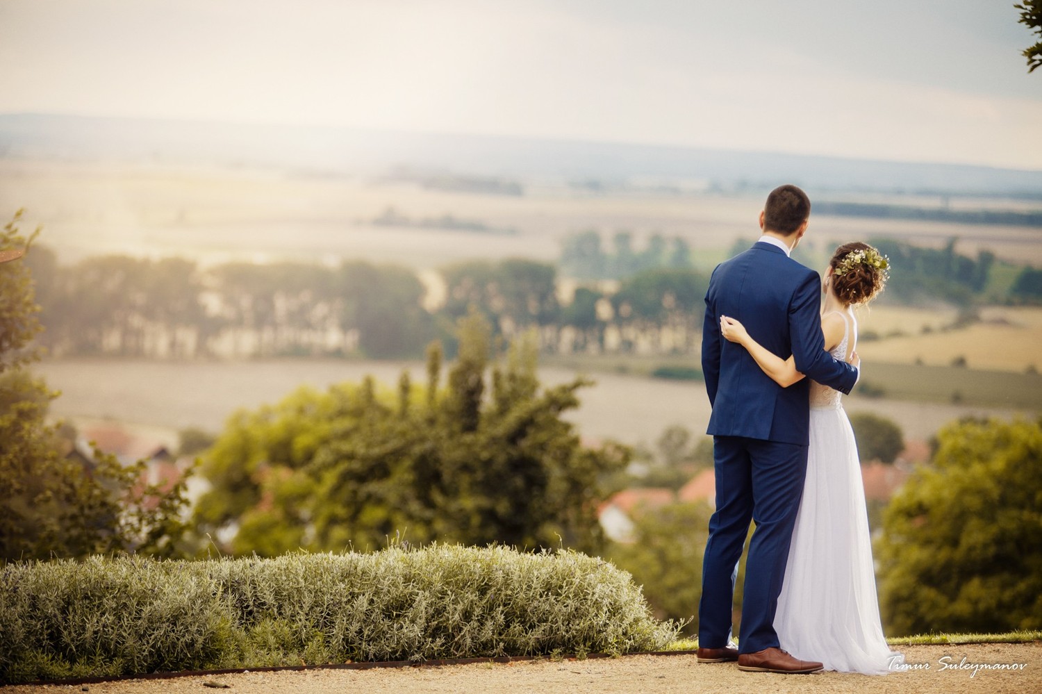 Wedding in the Chateau Mcely