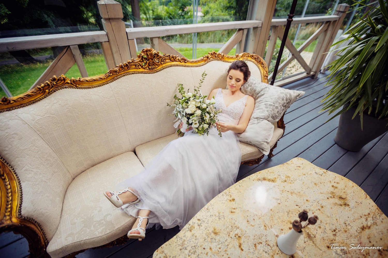 Wedding in the Chateau Mcely