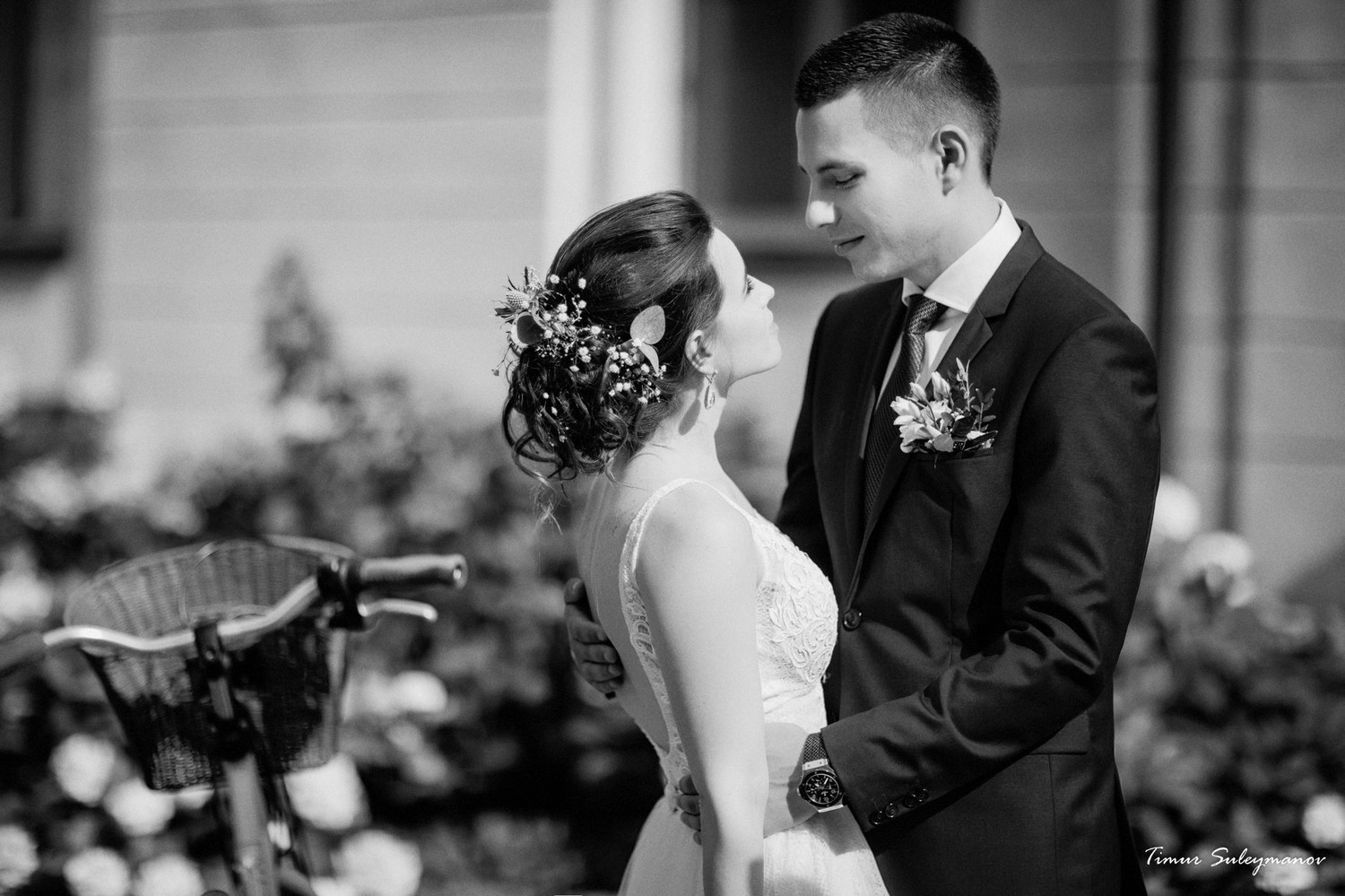 Wedding in the Chateau Mcely
