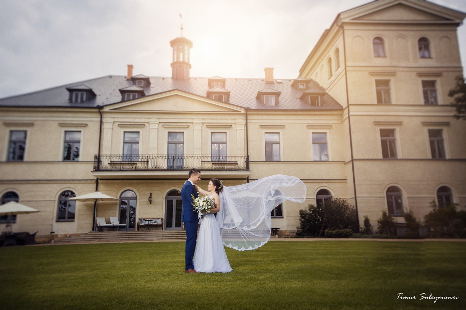 Wedding in the Chateau Mcely
