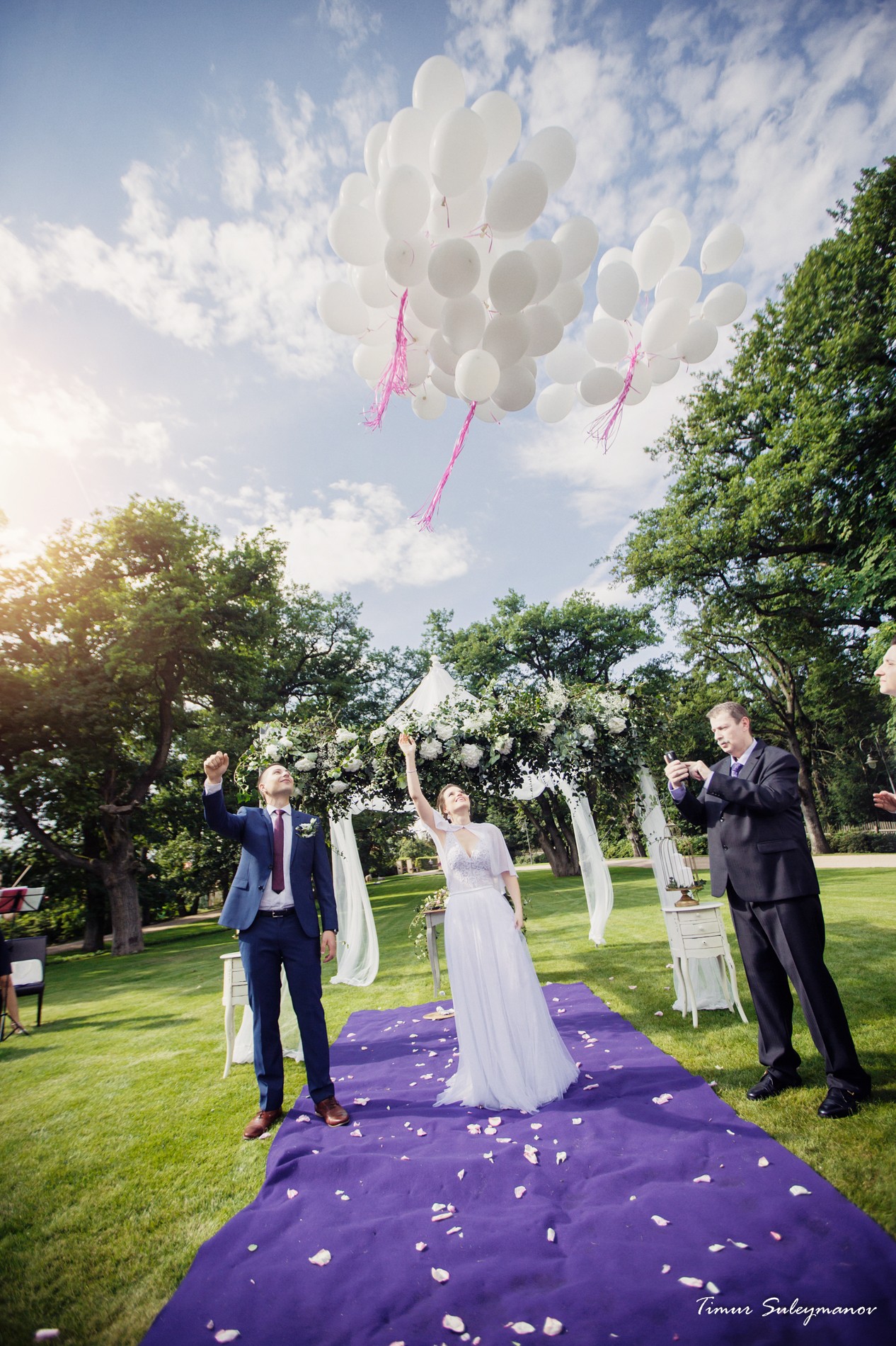 Wedding in the Chateau Mcely