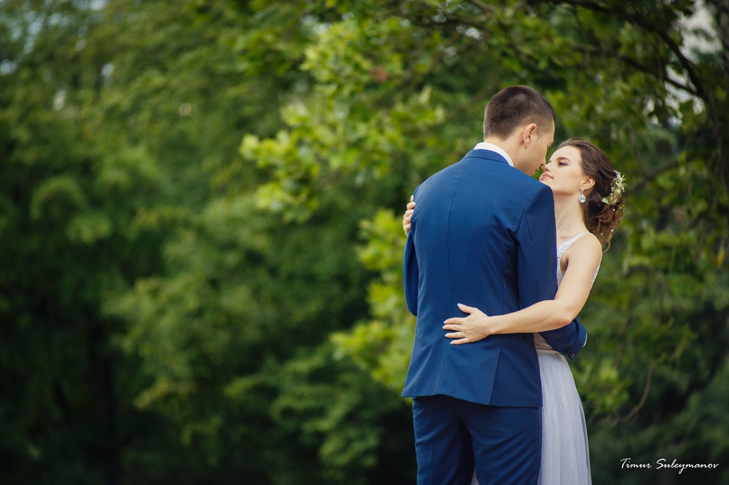 Wedding in the Chateau Mcely