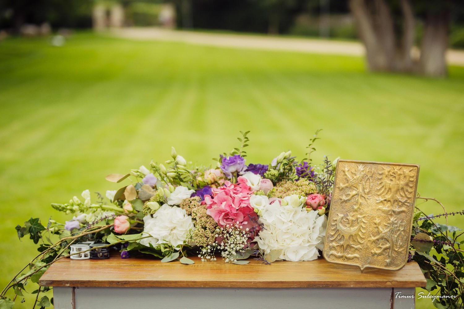 Wedding in the Chateau Mcely