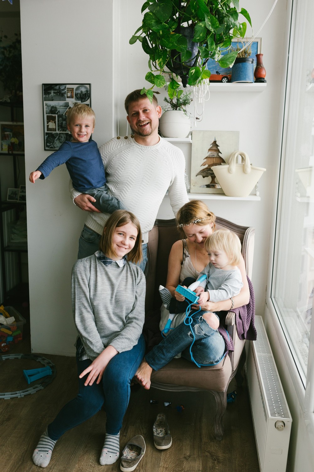 FAMILY - Ира, Витя, Ника, Дима и Саша