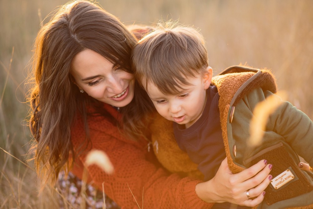 FAMILY - Autumn and happyness