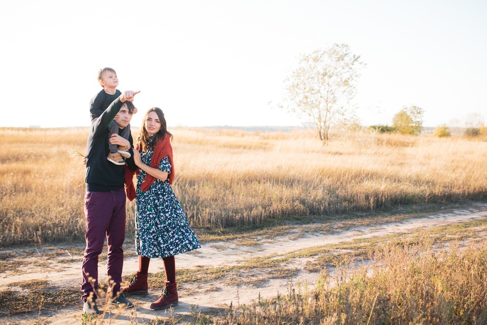FAMILY - Autumn and happyness