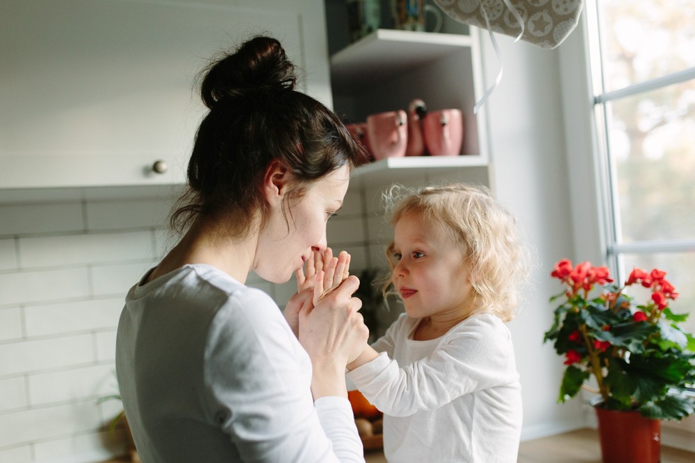 FAMILY - Let`s wait for Christmas