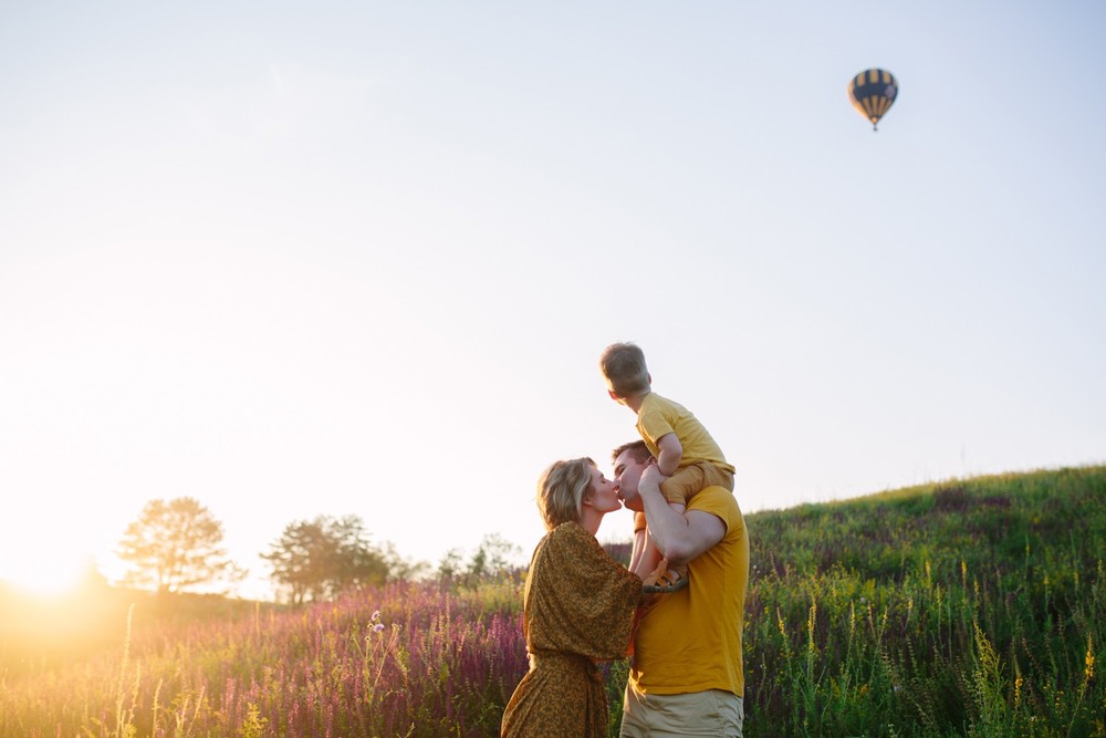 FAMILY - Hot Air Baloon
