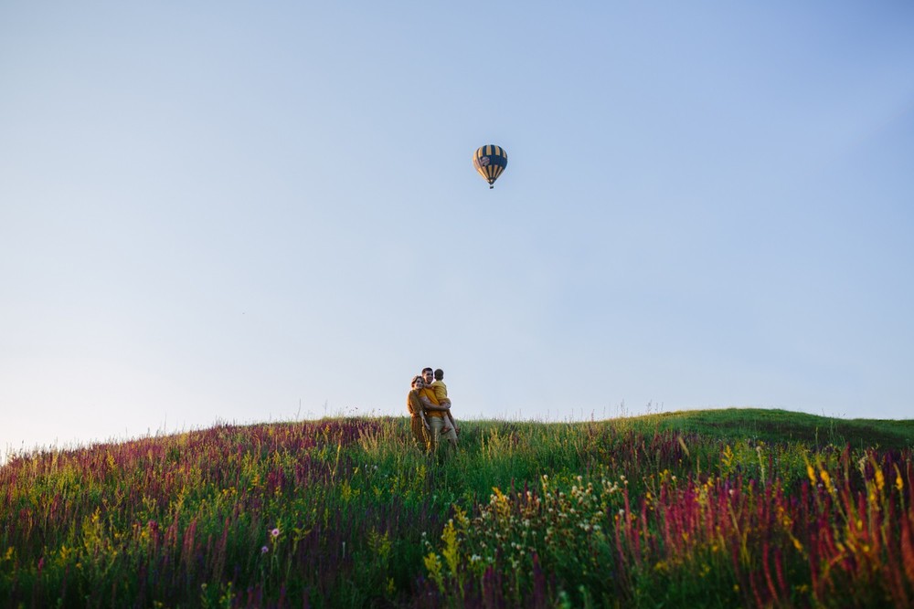 FAMILY - Hot Air Baloon