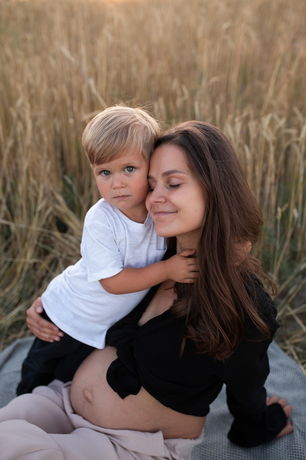 FAMILY - Waiting for Leo. Pregnancy