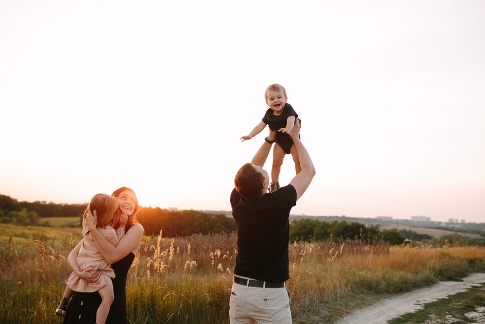 FAMILY - Summer Time