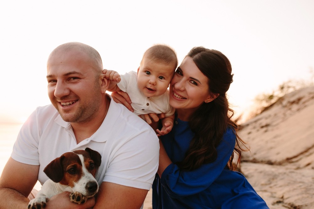 FAMILY - Sunset at the beach