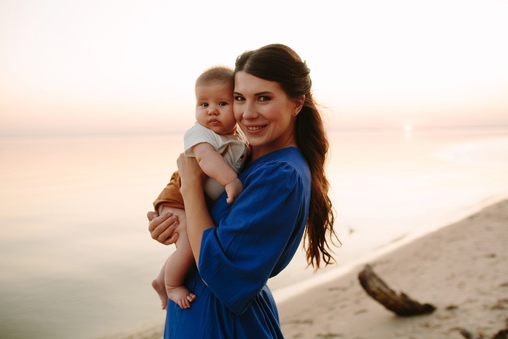 FAMILY - Sunset at the beach