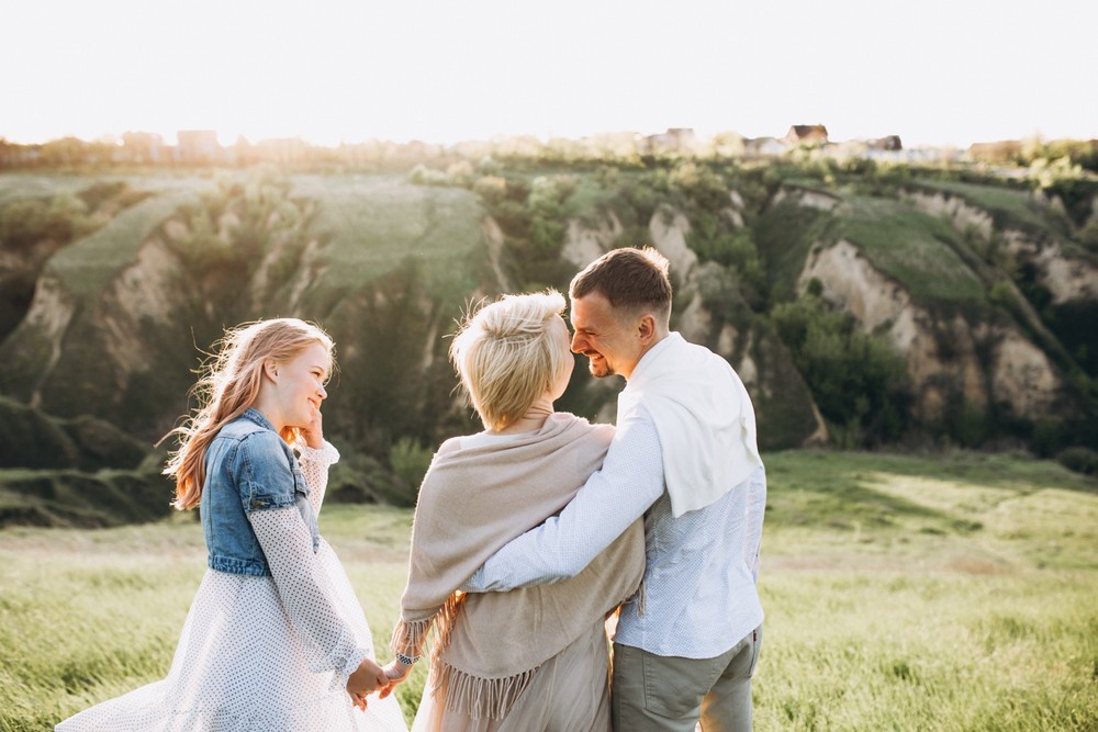 FAMILY - Spring meadows