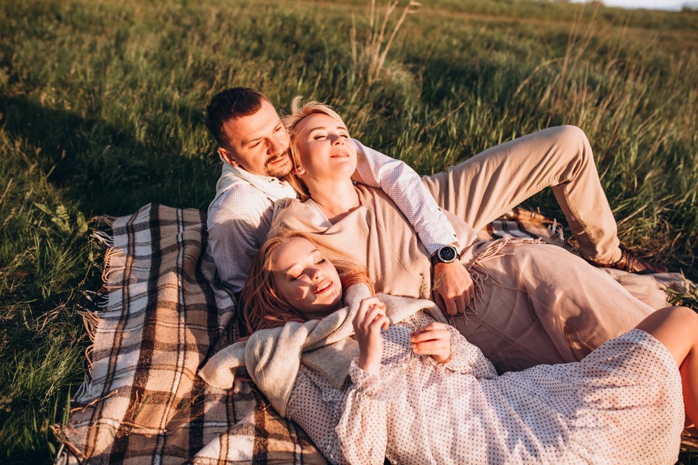 FAMILY - Spring meadows