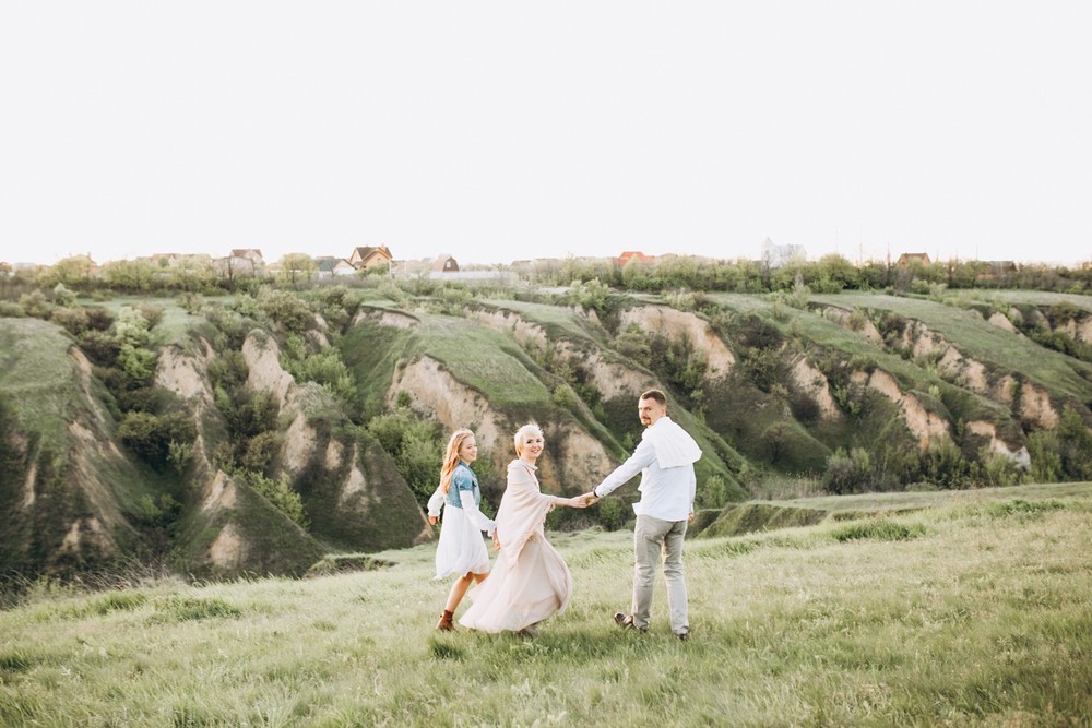 FAMILY - Spring meadows