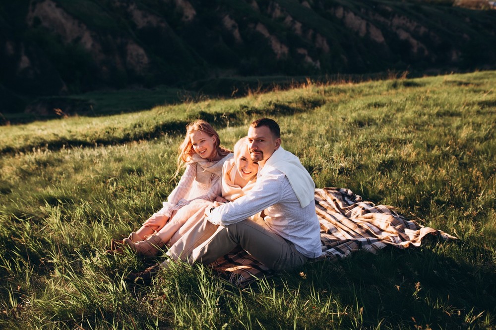 FAMILY - Spring meadows