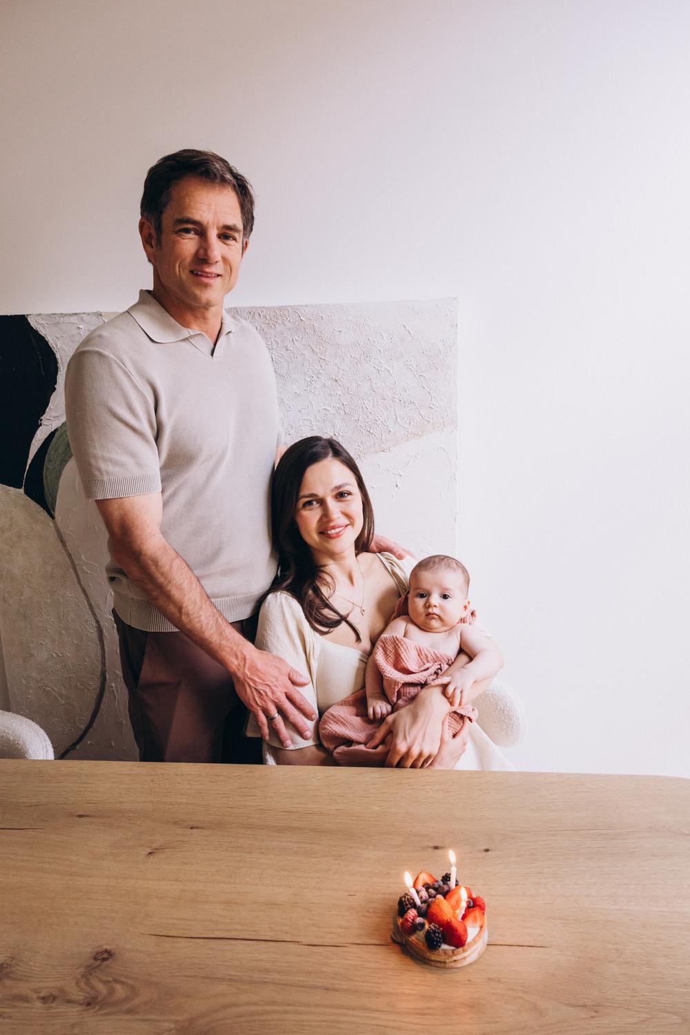 FAMILY - Dan, Polina & Isabel