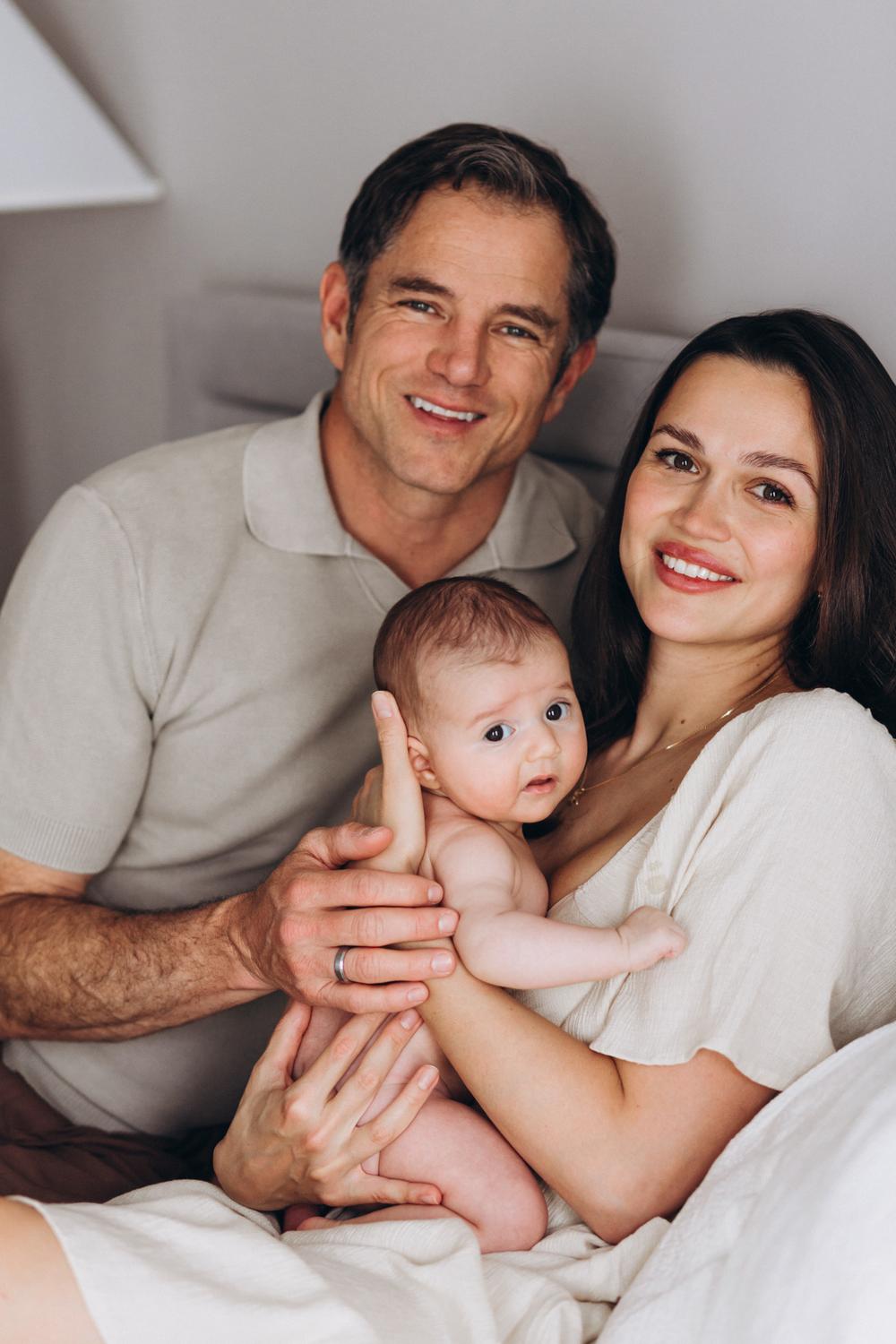 FAMILY - Dan, Polina & Isabel