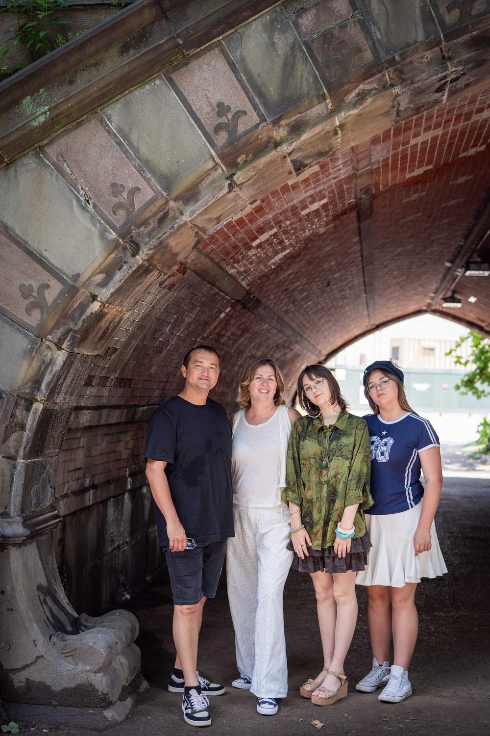 Client Galleries - Family time in NY
