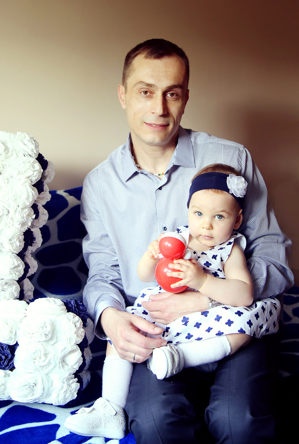 KIDS & FAMILIES