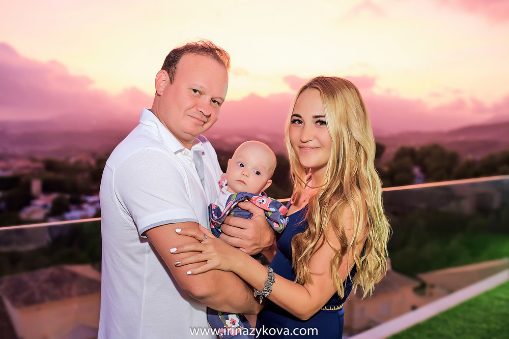 Alina, Vadim y Leya