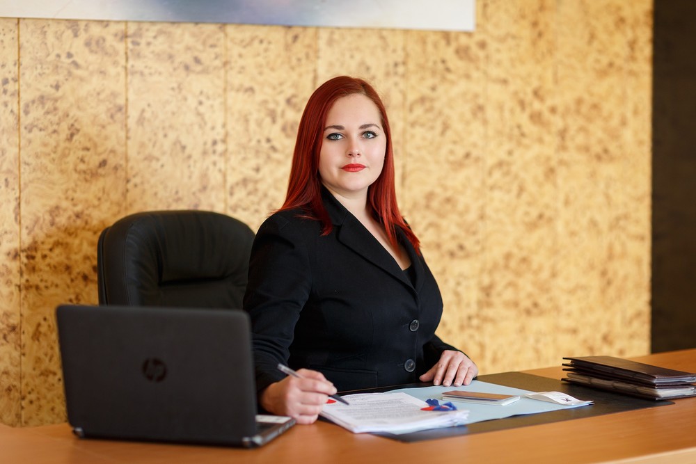 Sidorenko Irina (El Abogado)