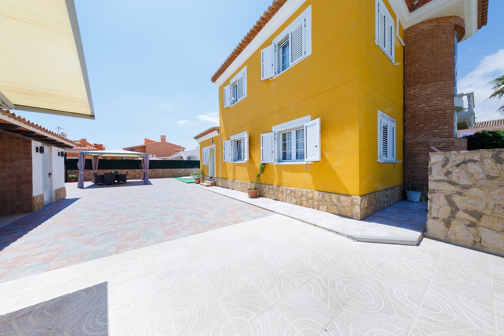 House, Valencia