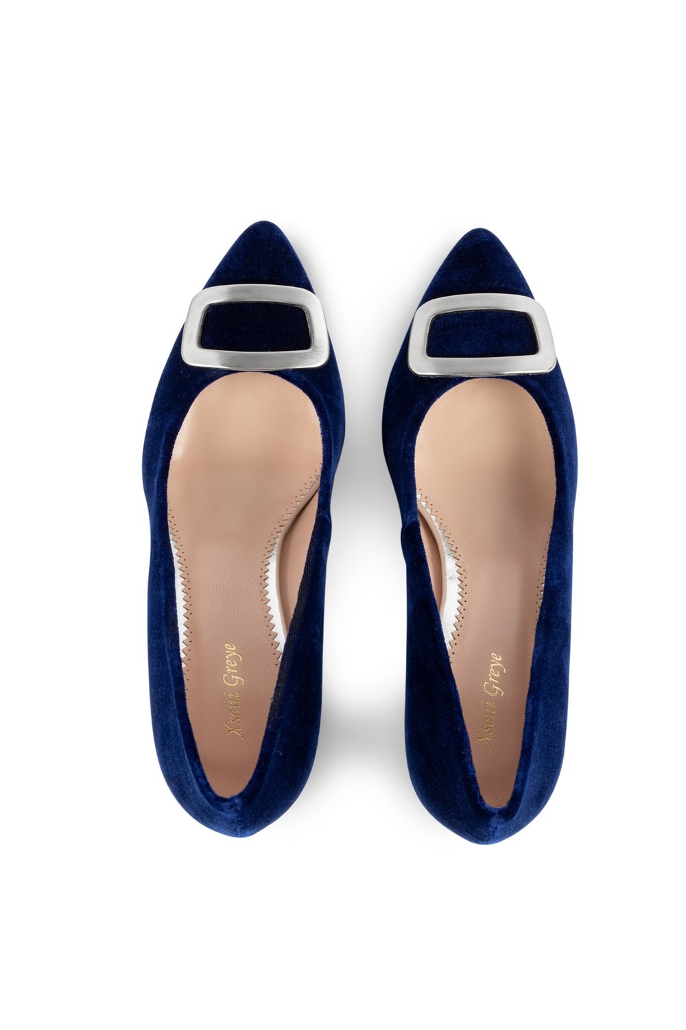 Zapatos Xsenigreye (fondo blanco)