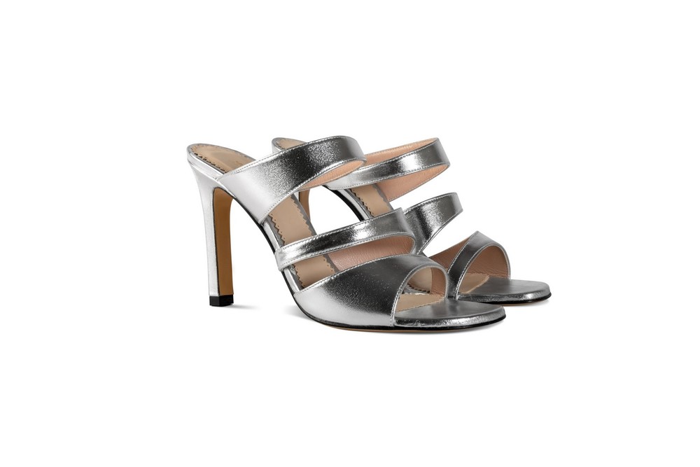 Zapatos Xsenigreye (fondo blanco)