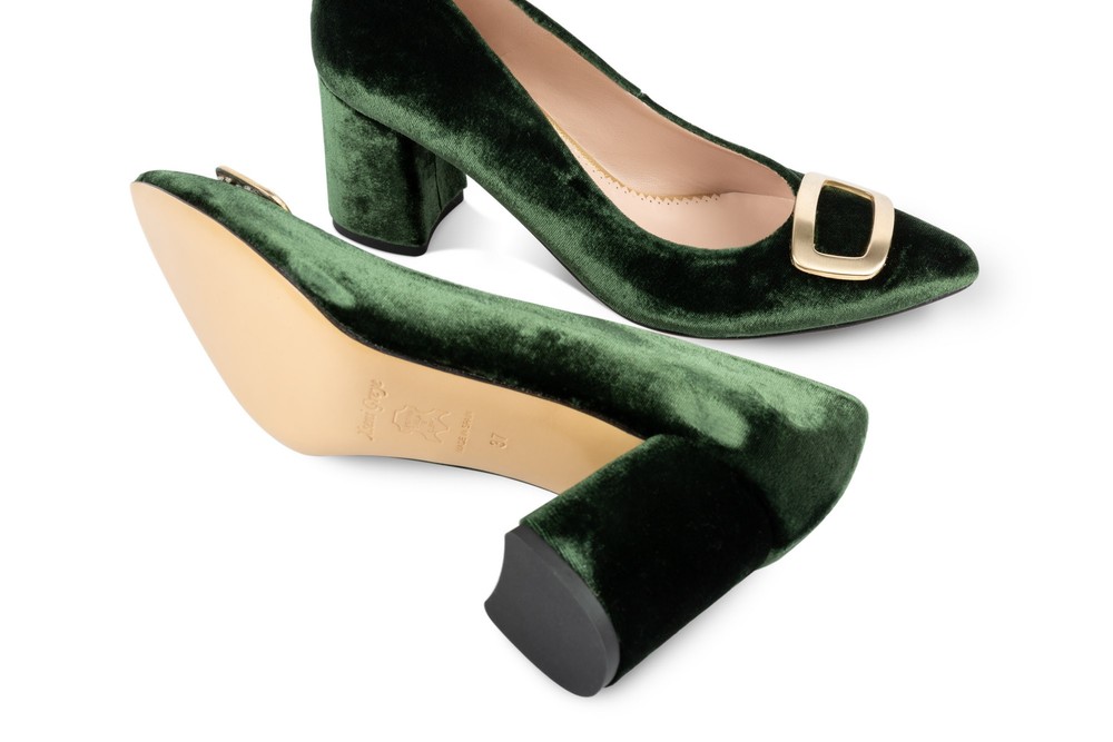 Zapatos Xsenigreye (fondo blanco)