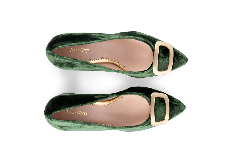 Zapatos Xsenigreye (fondo blanco)