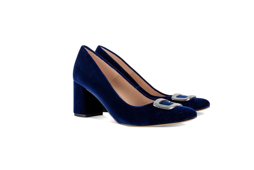 Zapatos Xsenigreye (fondo blanco)