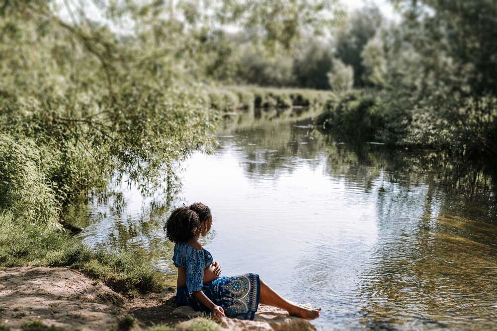 Mum and daughter maternity photoshoot in Canterbury , Kent,