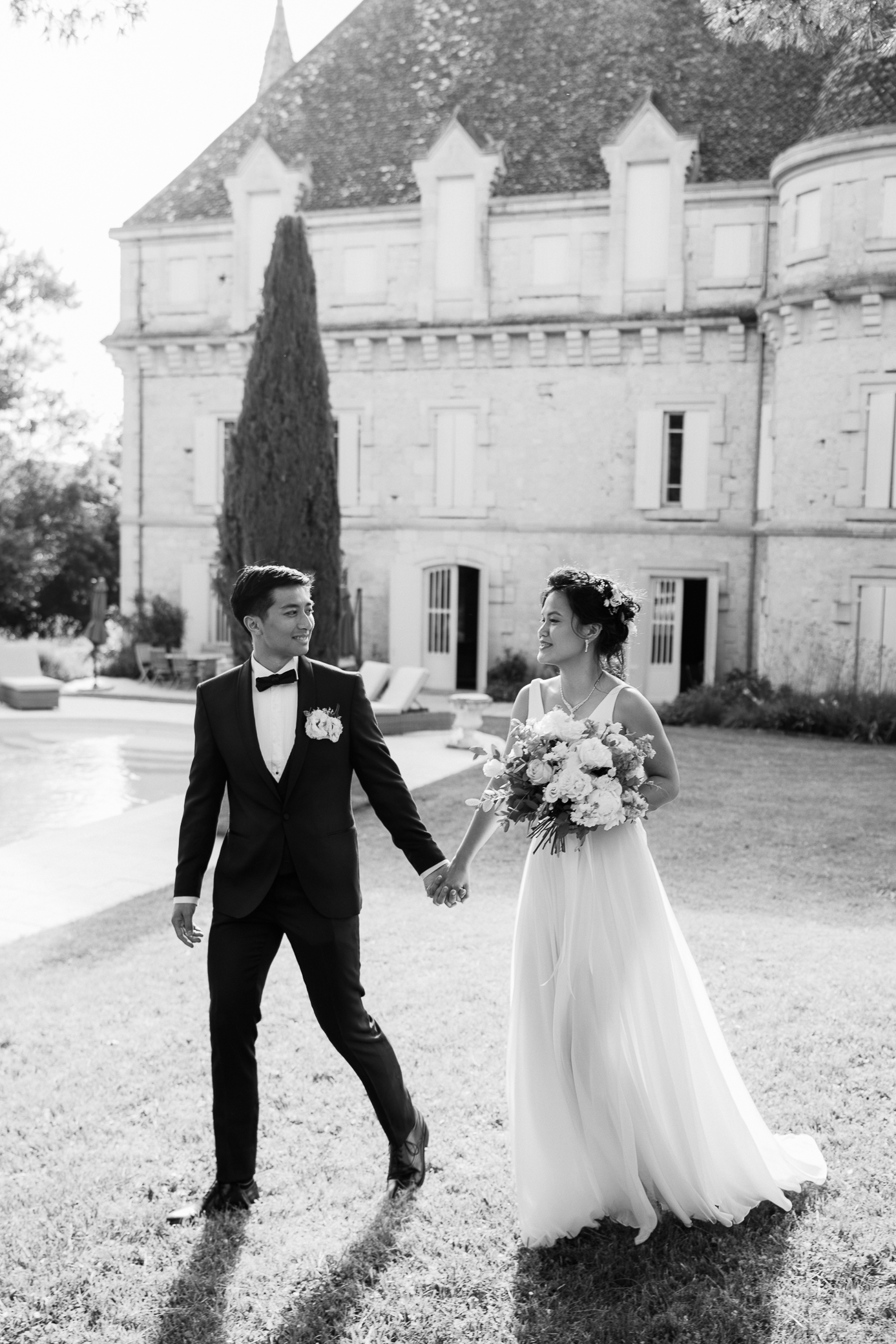 Chateau Plombis wedding bride and groom