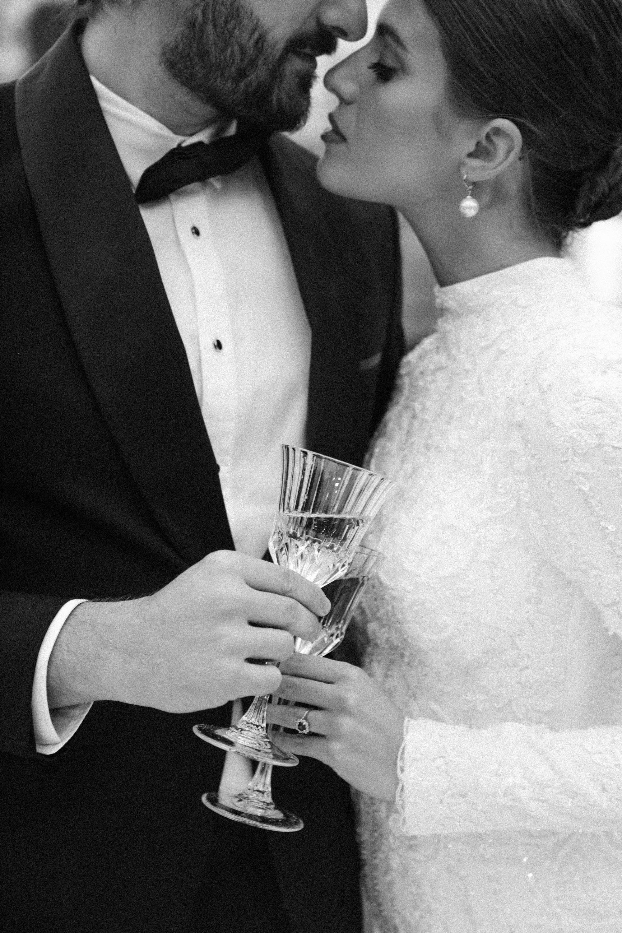 Tuscany wedding couple drinks