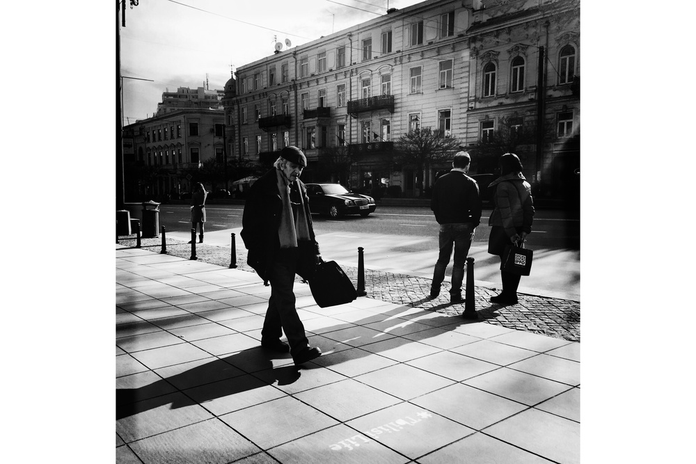 MOBILE PHOTO