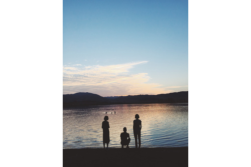 MOBILE PHOTO
