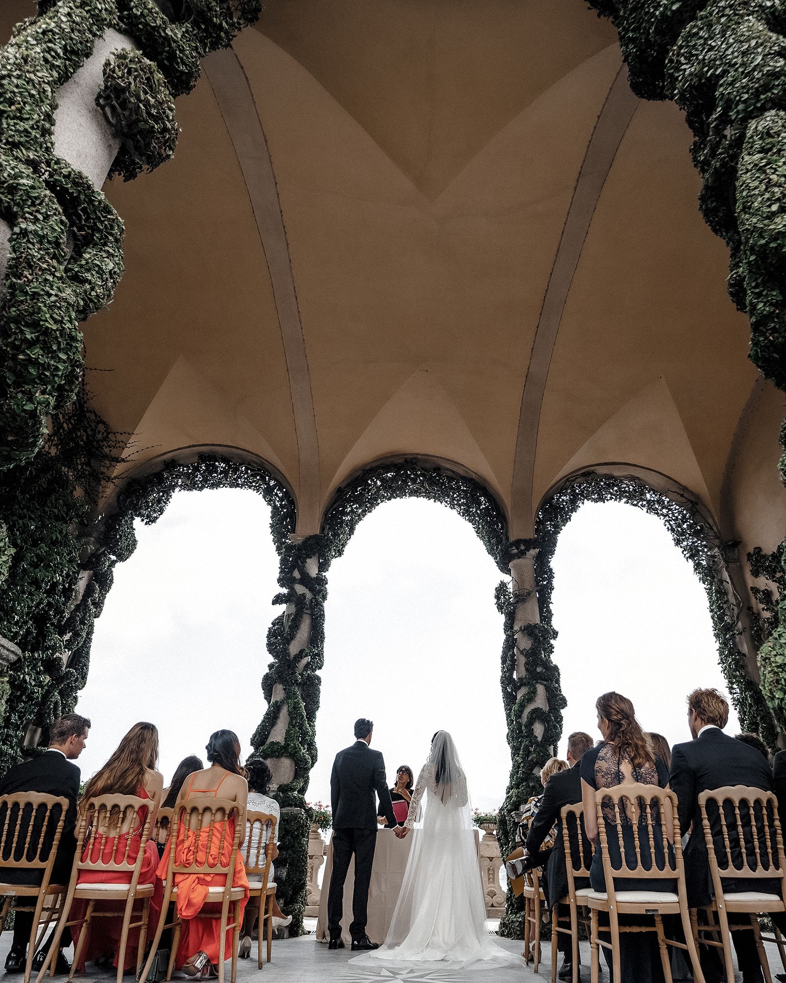 Destination Italy wedding phototgrapher at the Villa del Balbianello