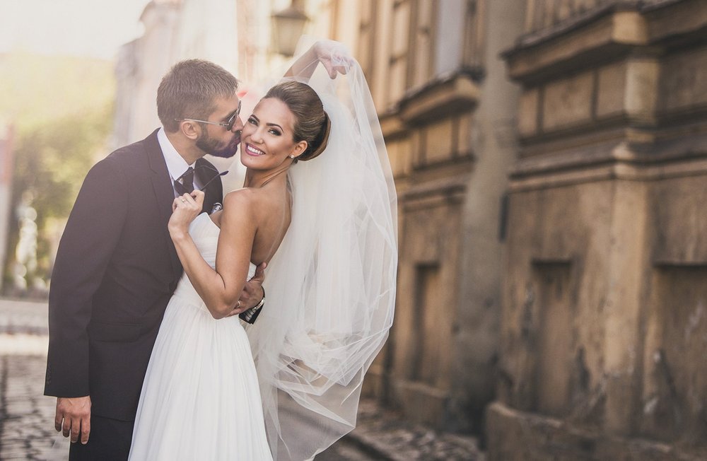 WEDDING