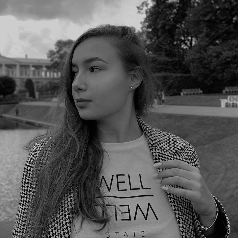 Фильмы о fashion-дизайнерах