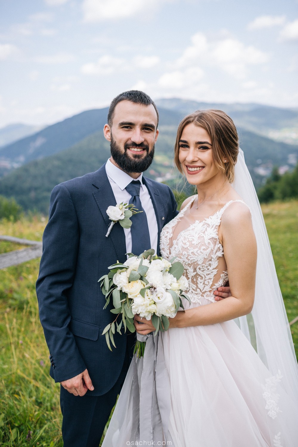 весільна фотосесія Яремче, Буковель фото та відеозйомка фотограф
