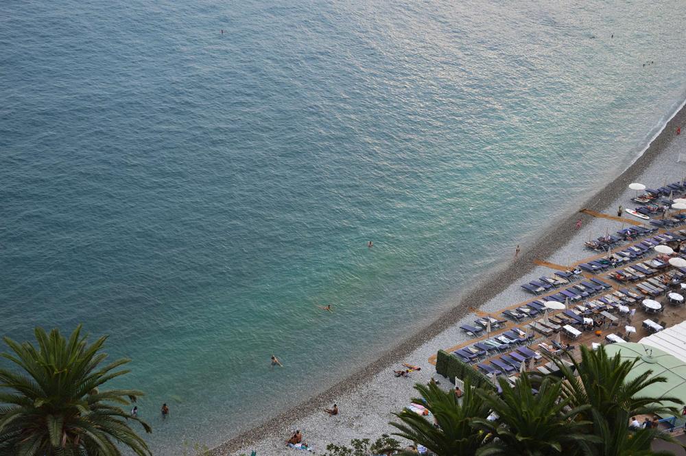 Пляжи Ниццы и все, что о них нужно знать перед поездкой | Блог Антона Бородачёва